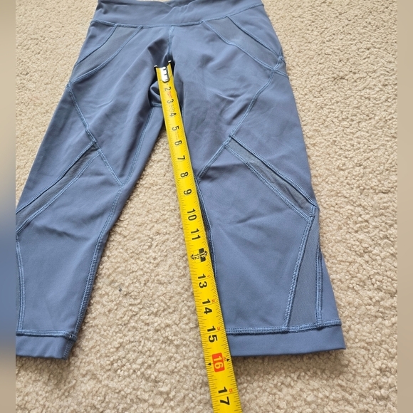 Lululemon Cool To Street CropBlue Denim / Banana Leaf Blush Quartz Size 2 - Picture 9 of 16